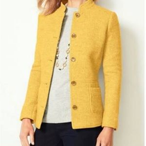 Talbots diamond weave jacket worn it’s one.  Size 4 Petite